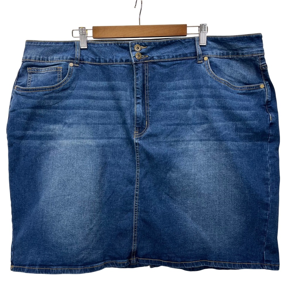 BLOOMCHIC Denim Skirt Women's Plus Size 26 Blue Med Wash A-Line Midi NWT